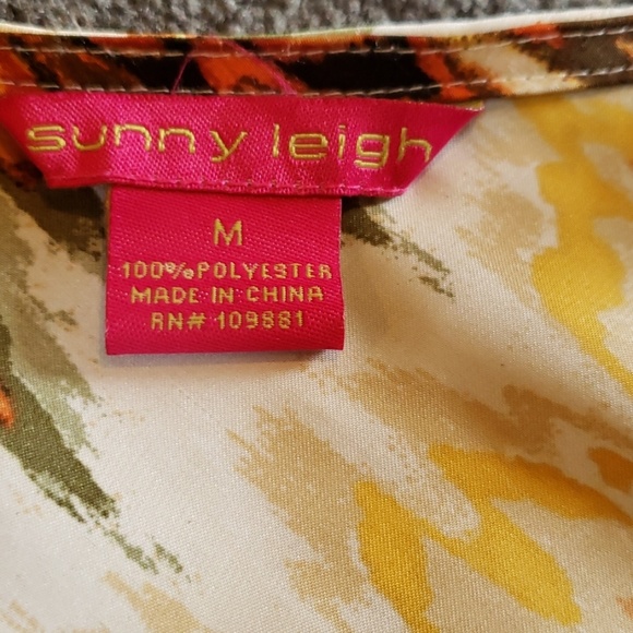 Shirt - Picture 3 of 4